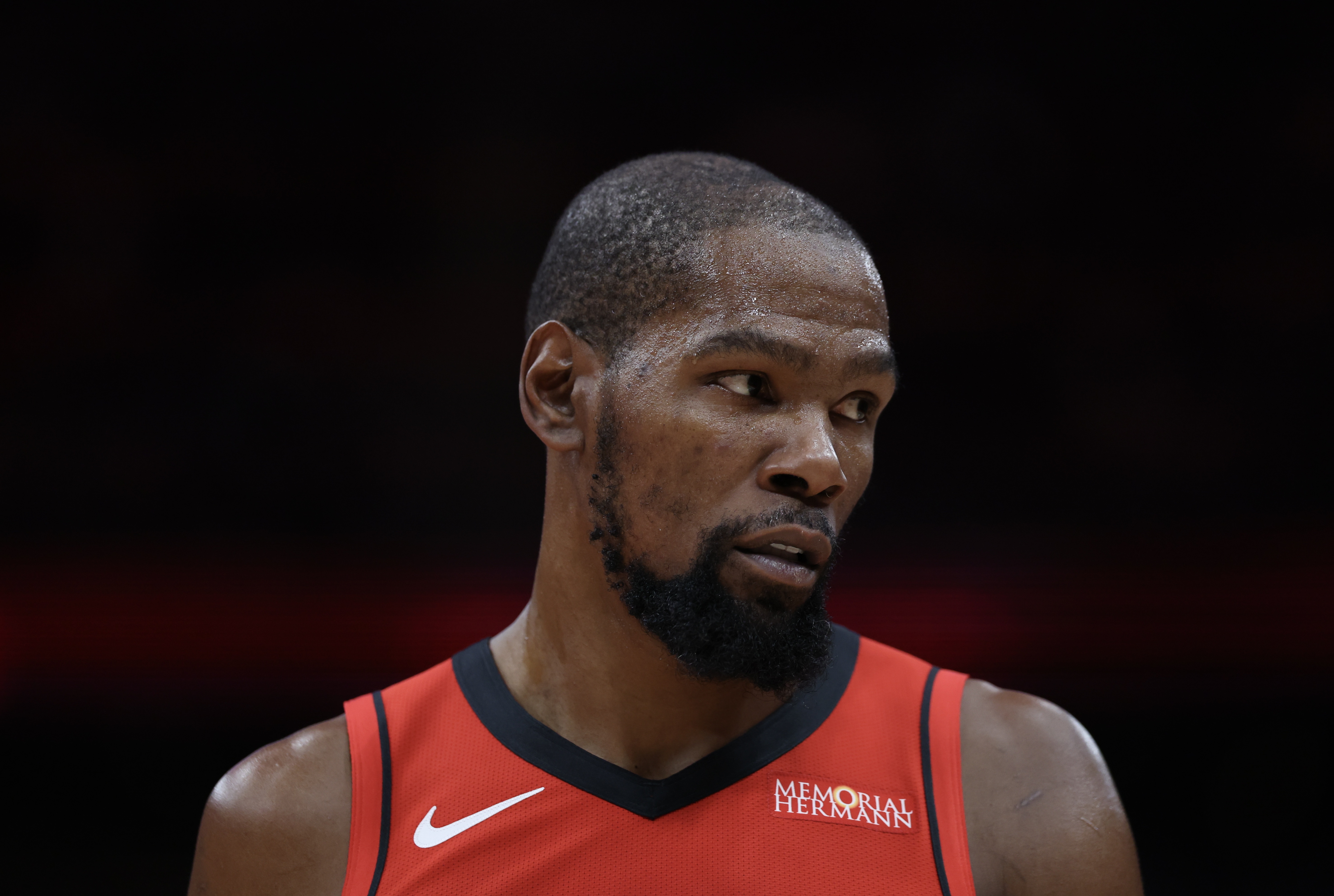 开云APP-解说：杜兰特背靠背干了85分钟 真啃老啊&amp;咔咔啃啊这是