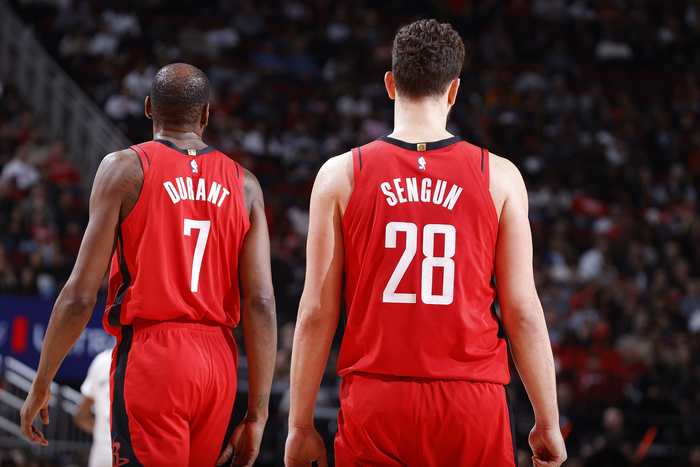 开云官网-火箭惨败，谁的问题最大？三分和罚球，差点离谱，火记都忍不住了|凯文·杜兰特|掘金|NBA常规赛|休斯敦火箭队|丹佛掘金队_新浪体育_新浪新闻